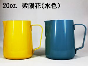 【販売終了】【ミルクピッチャー】RW 20oz. ピッチャー　外面のみ耐熱塗料焼付塗装 紫陽花（水色）