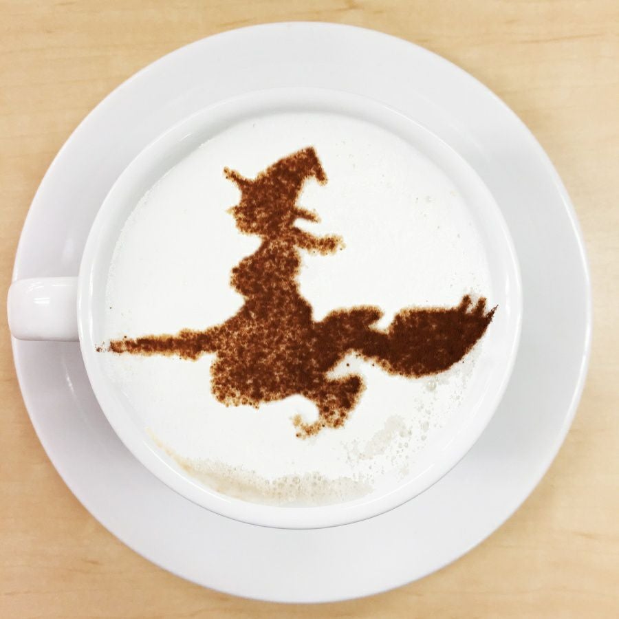 【atta】ハロウィンステンシル　魔女　カフェアートステンシル　LAS-0082